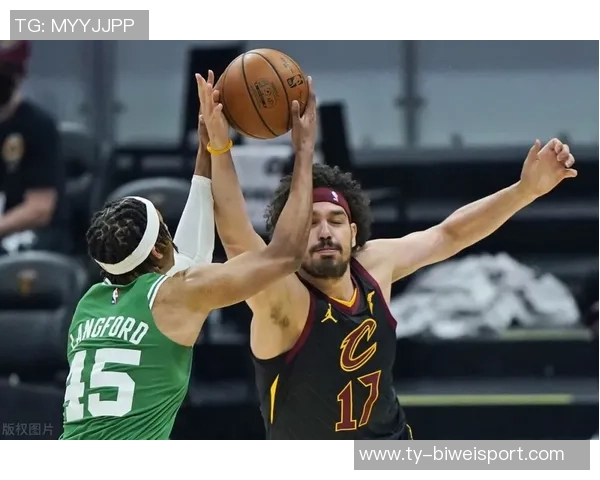 阿姆拉巴特盛赞B费为顶级球员曼联依然是伟大俱乐部