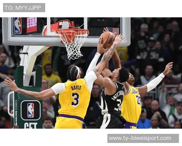 字母哥本赛季出战697分钟狂砍700分展现狠劲实力 字母哥本赛季出战697分钟狂砍700分展现狠劲实力