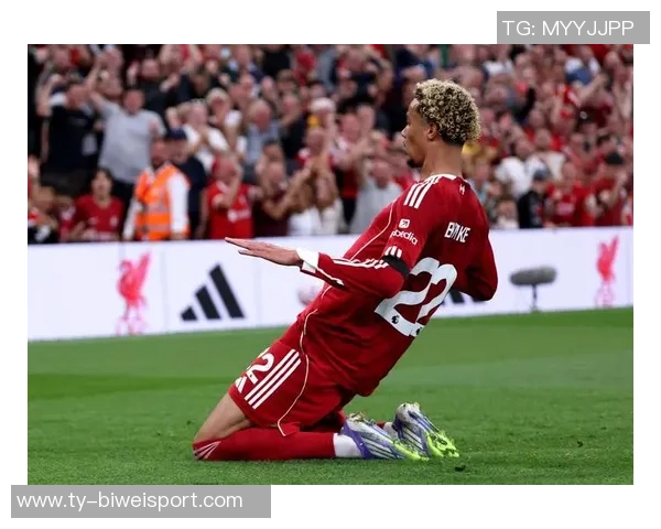 埃基蒂克在巴黎首次感受失败期待与萨拉赫携手进球 埃基蒂克在巴黎首次感受失败期待与萨拉赫携手进球