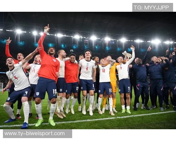 罗基分析米兰对佛罗伦萨点球争议强调真实接触与假摔的区别