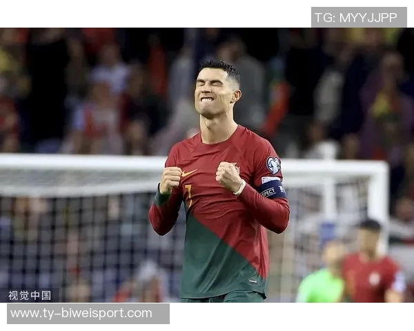 C罗社交媒体分享庆祝照片喜迎950球里程碑助力球队获胜的喜悦